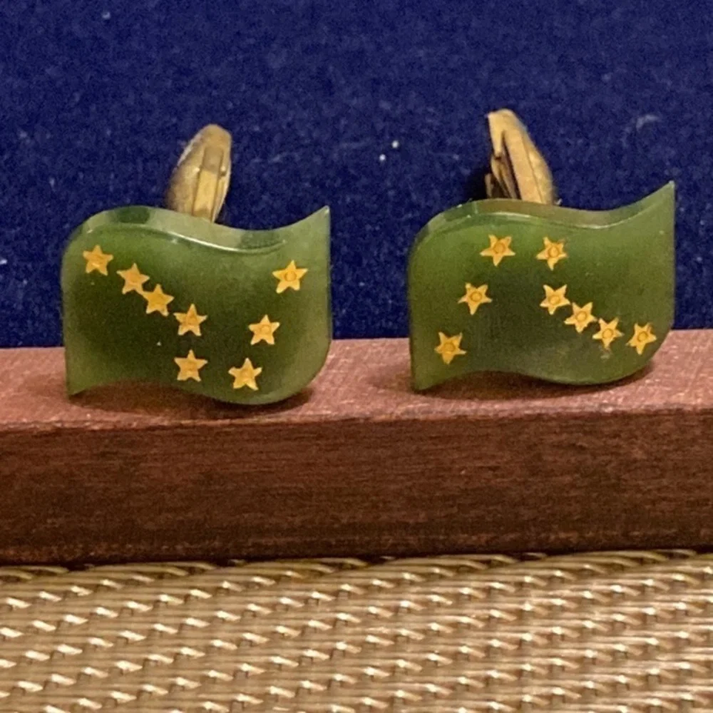 VTG  Harvey Avedon US patent 1956 2920363 Alaska Big Dipper/North Star cufflinks